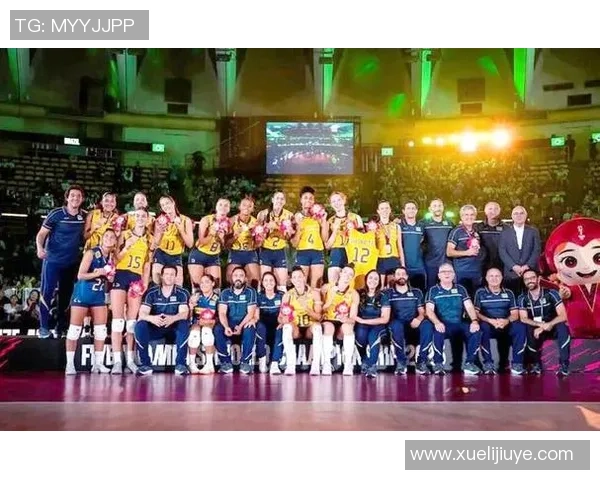 意大利女排迎战俄罗斯队争夺世界锦标赛荣耀之战